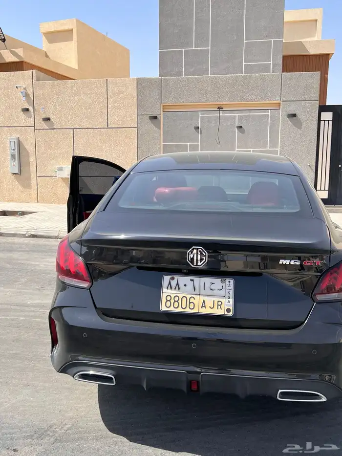 تنازل MG GT 2022 4