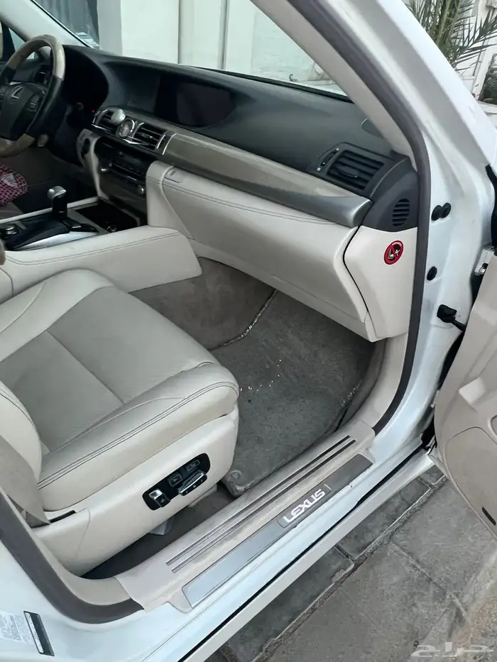 للبيع لكزس 460  2013 لارج سعودي ابيض الداخل اف وايت 17