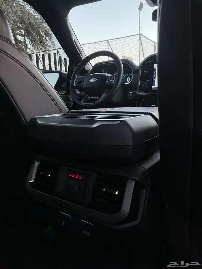 فورد F150 2022 بلاتينيوم فل كامل نظيف جدا بحال الوكاله 22