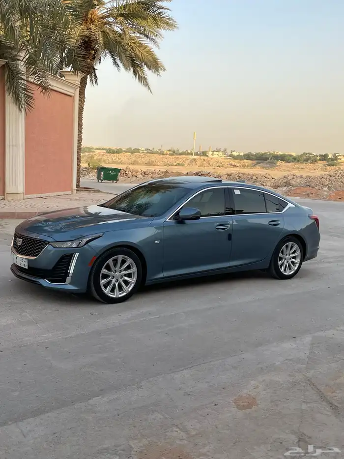 كاديلاك ct5 لون تركوازي مميز 2023 6