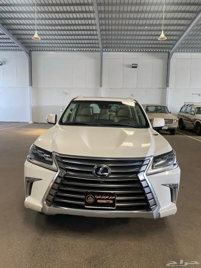لكزس LX570 2016 عداد 220 فقط خليجي 0