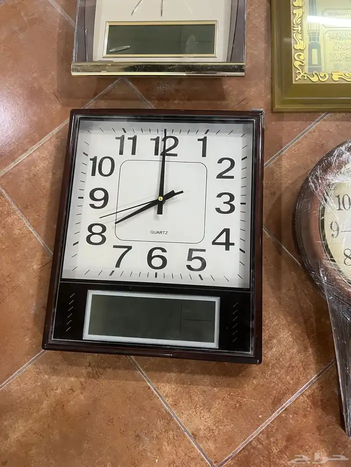 ساعات جداريه منوعه 5