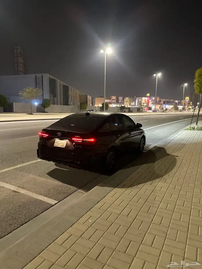 يارس 2023 نص فل ((للبيع او البدل دوج تشارجر RT 2018 2019)) 0