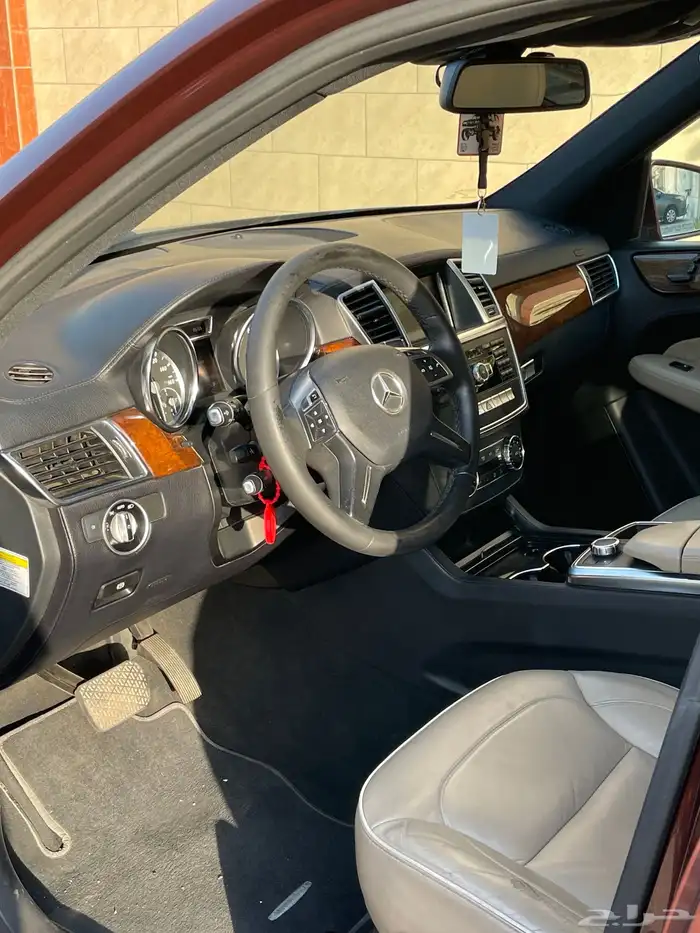 للبيع مرسيدس ML550 2013 13