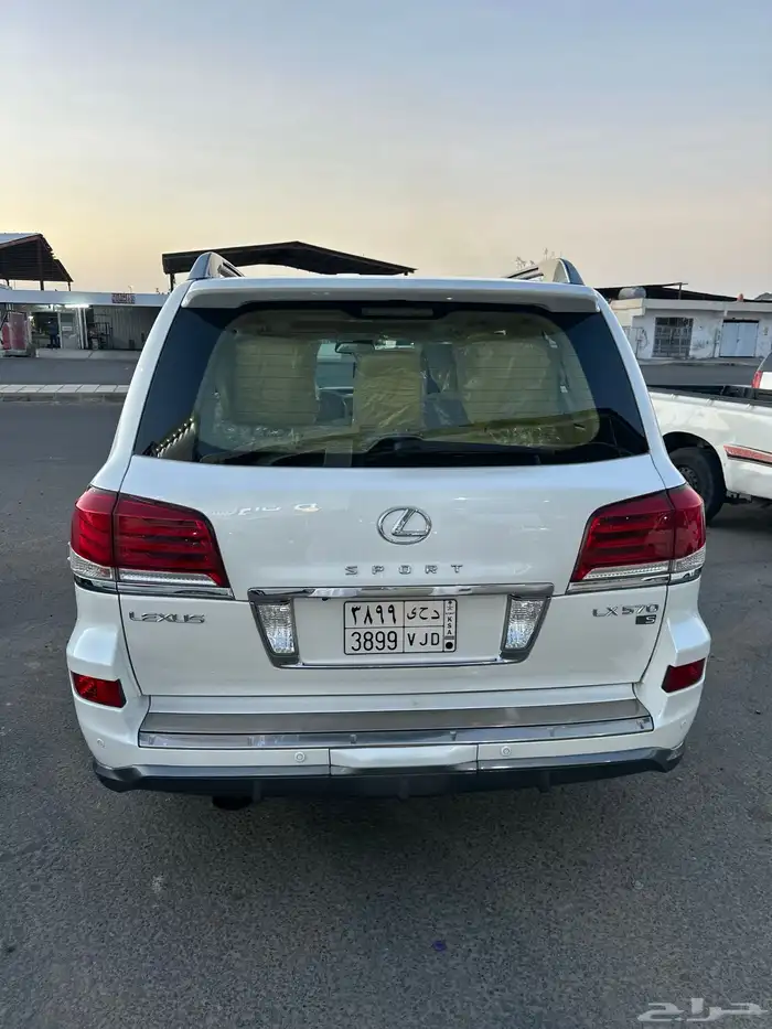 لكزس Lx570 موديل 2015 فل كامل 4