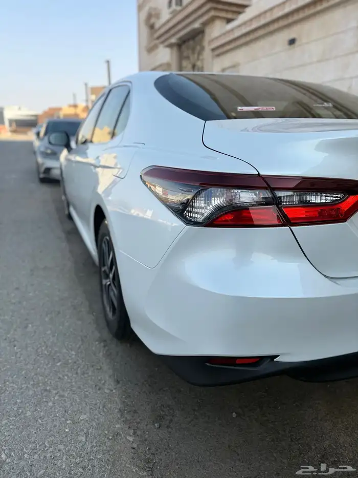كامري موديل 2022 LE 10