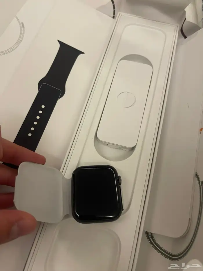 ساعة ابل سيريس 6 مقاس 44 مم 2