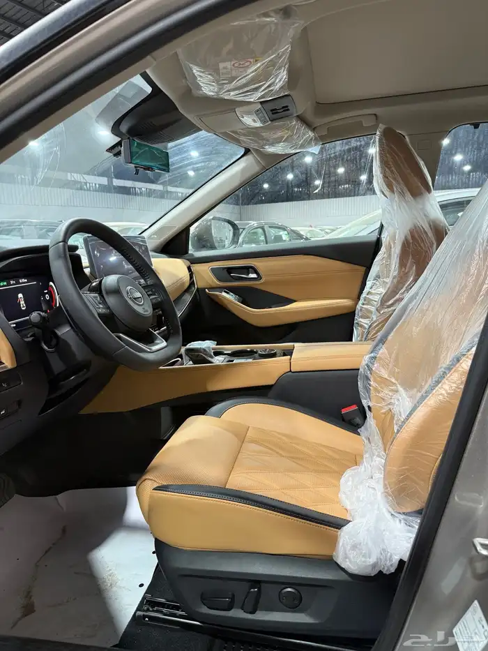 نيسان اكستريل SL اعلى فئة دبل دفع رباعي 2025 كاش وتقسيط 3