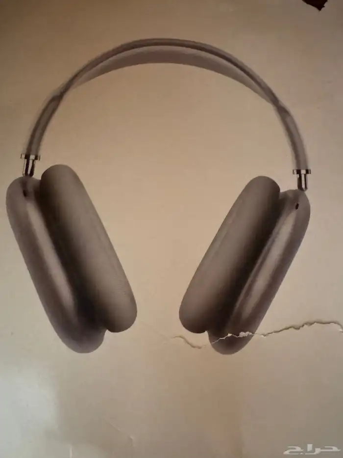 سماعة راس و باور بانك 10 الاف ملي امبير غير مستخدمه 1