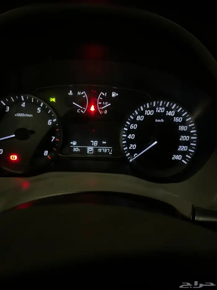 نيسان 2015 0