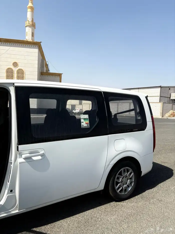 ستاريا هونداي موديل2022 8