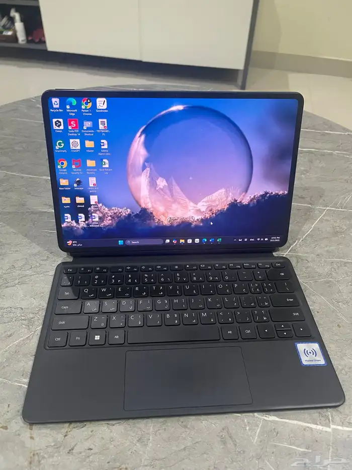 لابتوب هواوي ميت بوك 2 في 1 7