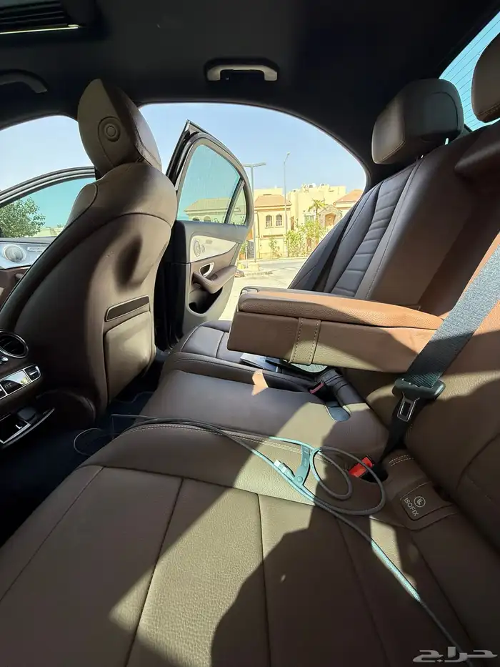 مرسيدس e350 4matic 17