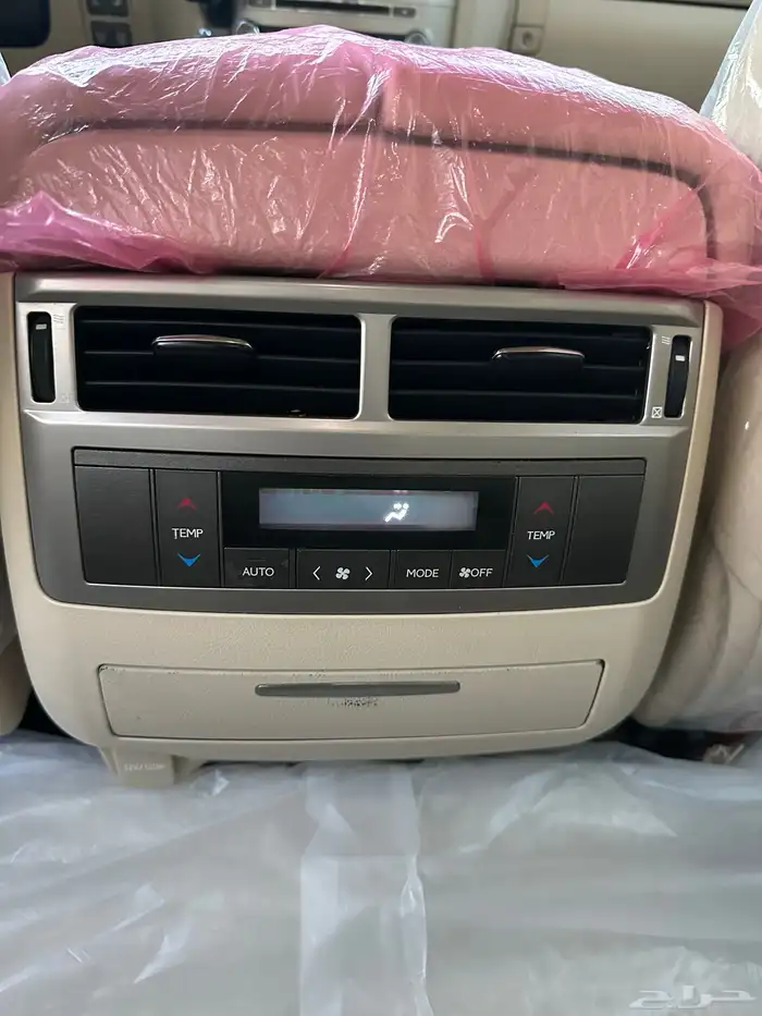 لكزس Lx570 موديل 2015 فل كامل 17