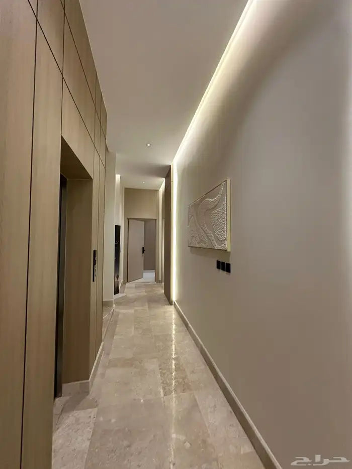 للبيع شقق فاخره في جده حي النزهة 17