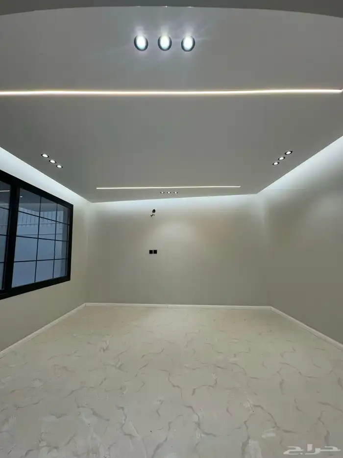 فله للبيع بالدمام حي الضاحيه الثاني 4