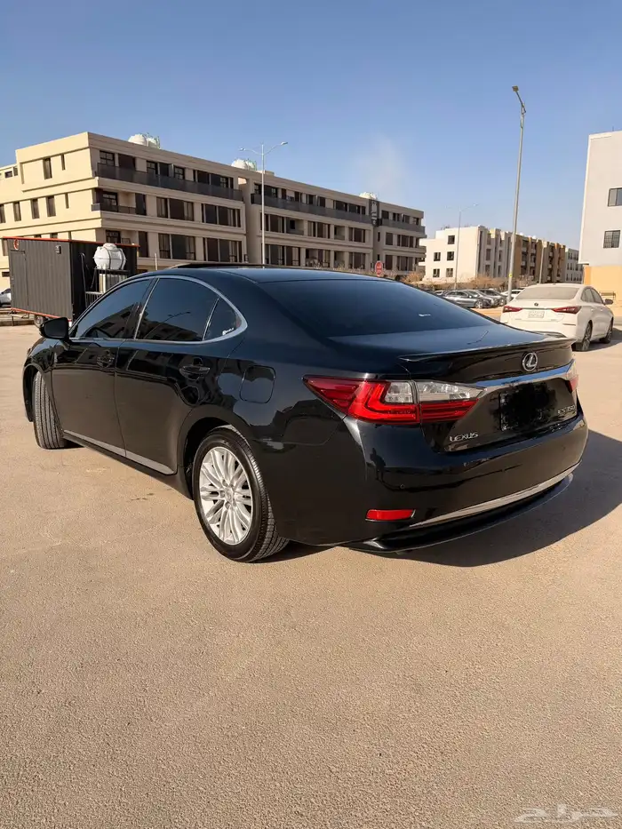 لكزس ES350 موديل 2017 5