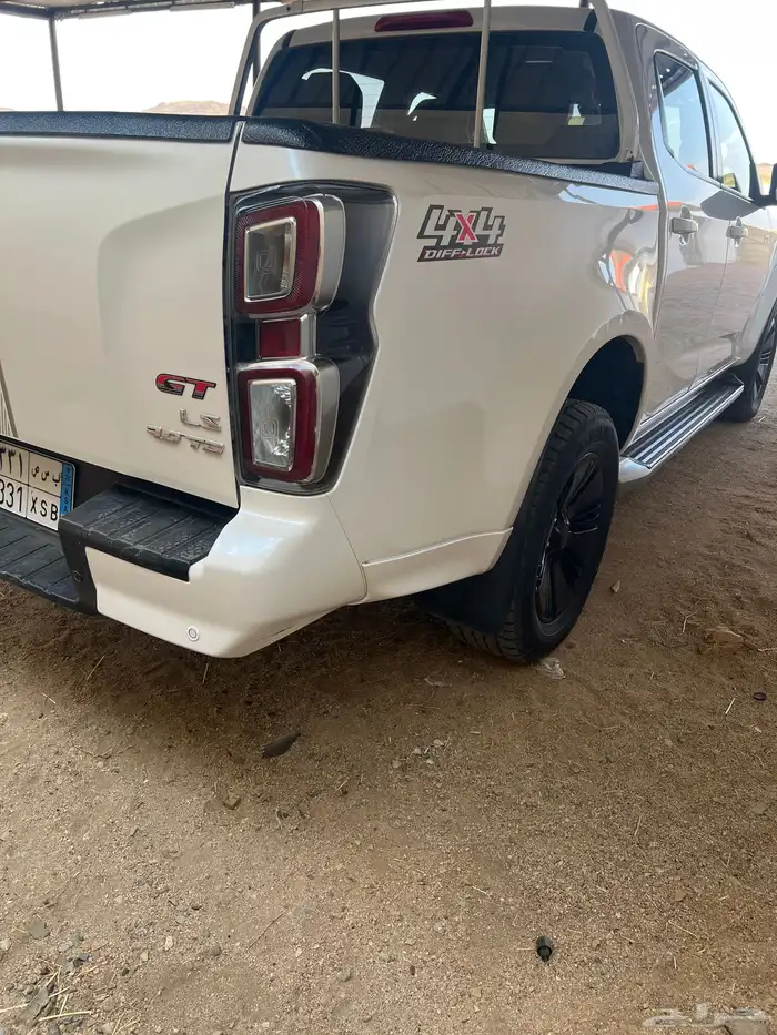 ايسوزو ديماكس 2