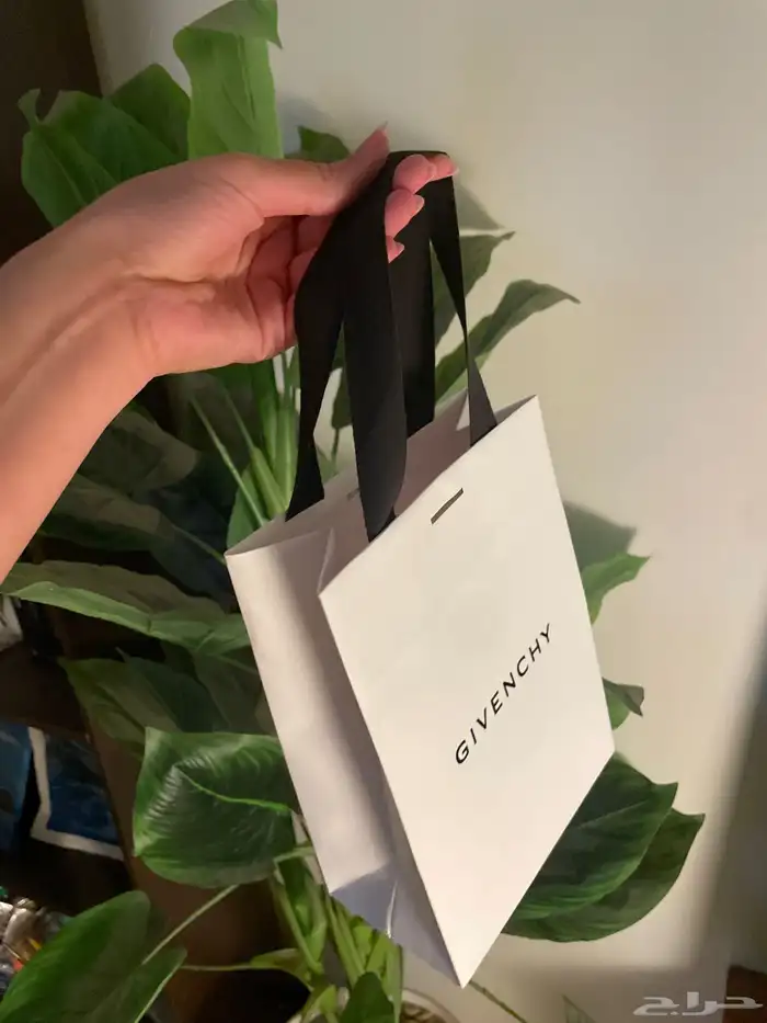 عطر جفنشي 0