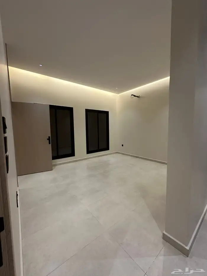 للبيع شقق فاخره في جده حي النزهة 18