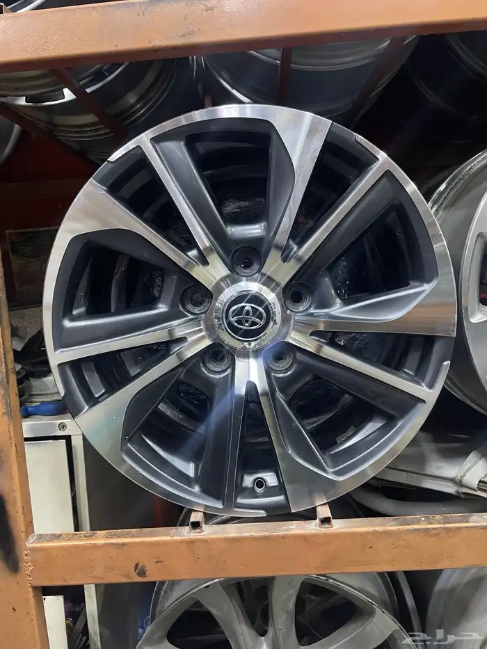 جنوط جيب لاندكروزر تورنق موديل 2021 مقاس 20 اصلي وكاله 1