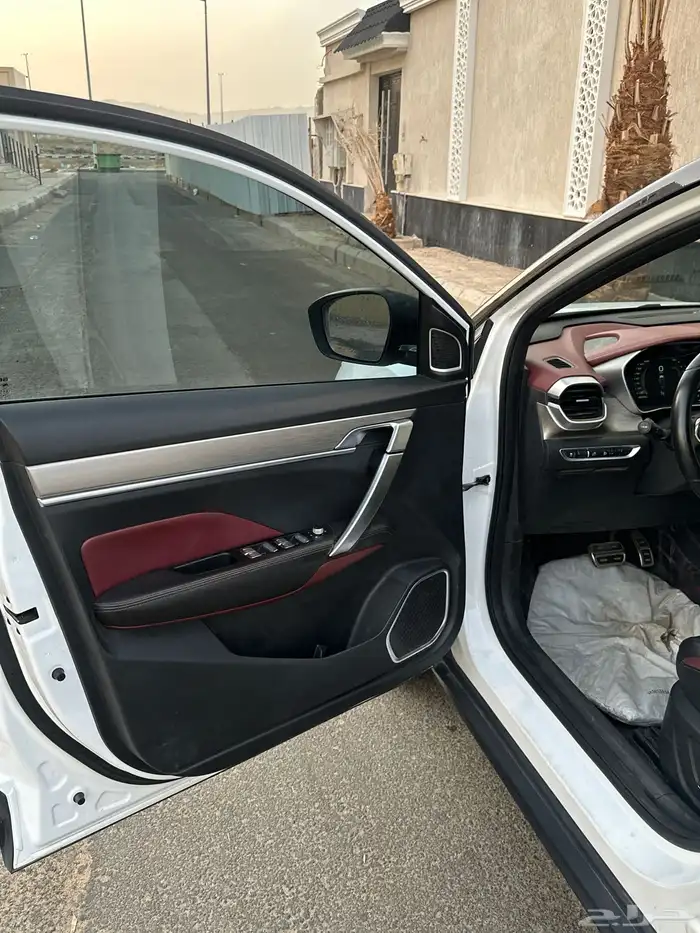 للبيع جيلي كولراي 2023 فل كامل 8