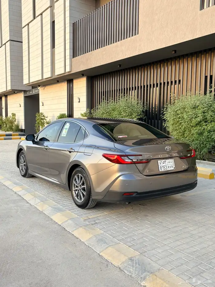 كامري هايبرد 2025 5