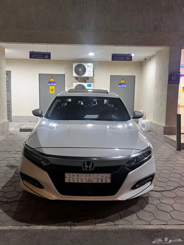 هوندا اكورد 2018 للبيع 3