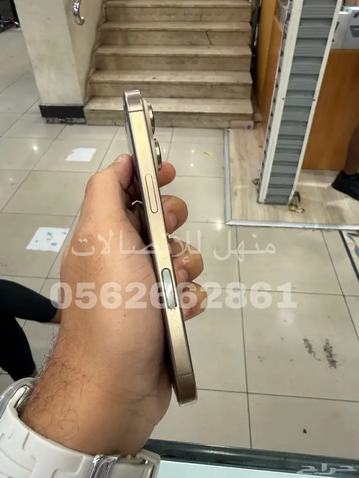 للبيع ايفون 16 برو 256 مستخدم 5