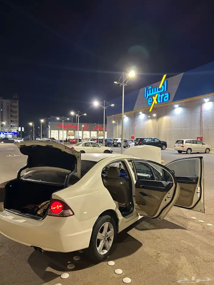 للبيع هوندا سيفيك 2007 نظيف جدا جدا استخدام الوالد 39
