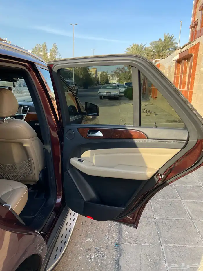 للبيع مرسيدس ML550 2013 25