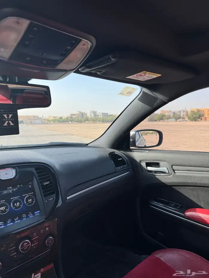 كرايزلر 2013 بلاك اديشن SRT 11