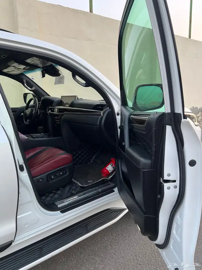 لكزس بلاك ادشن ( تم البيع ) 2020 29