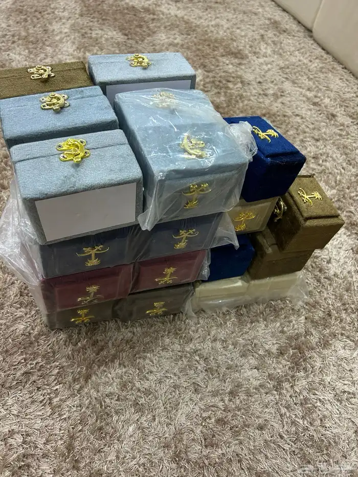 علب عود اوقيه مخمل 0