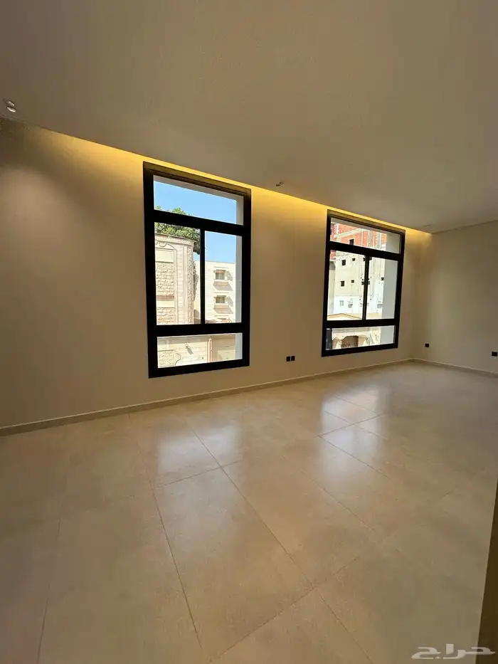 للبيع شقق فاخره في جده حي النزهة 1