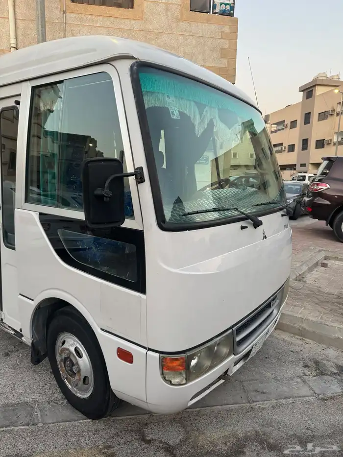 Bus Mitsubishi for sale 2014 diesel 30 seat 3