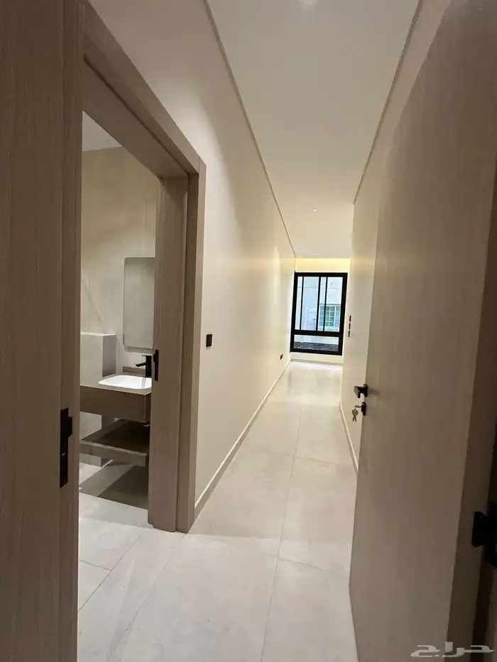 للبيع شقق فاخره في جده حي النزهة 27