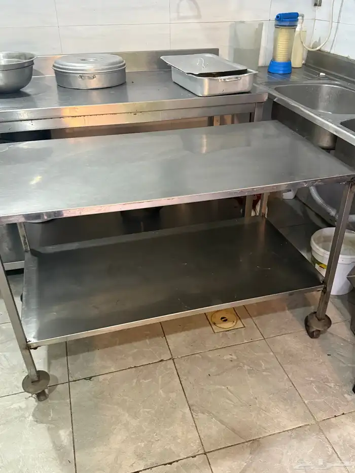 طاولة ستيل 2
