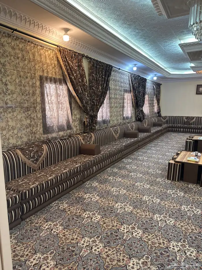 كنب مجلس جديد للبيع 1