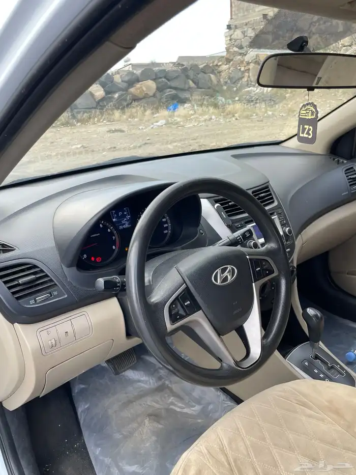 اكسنت مديل 2018 1