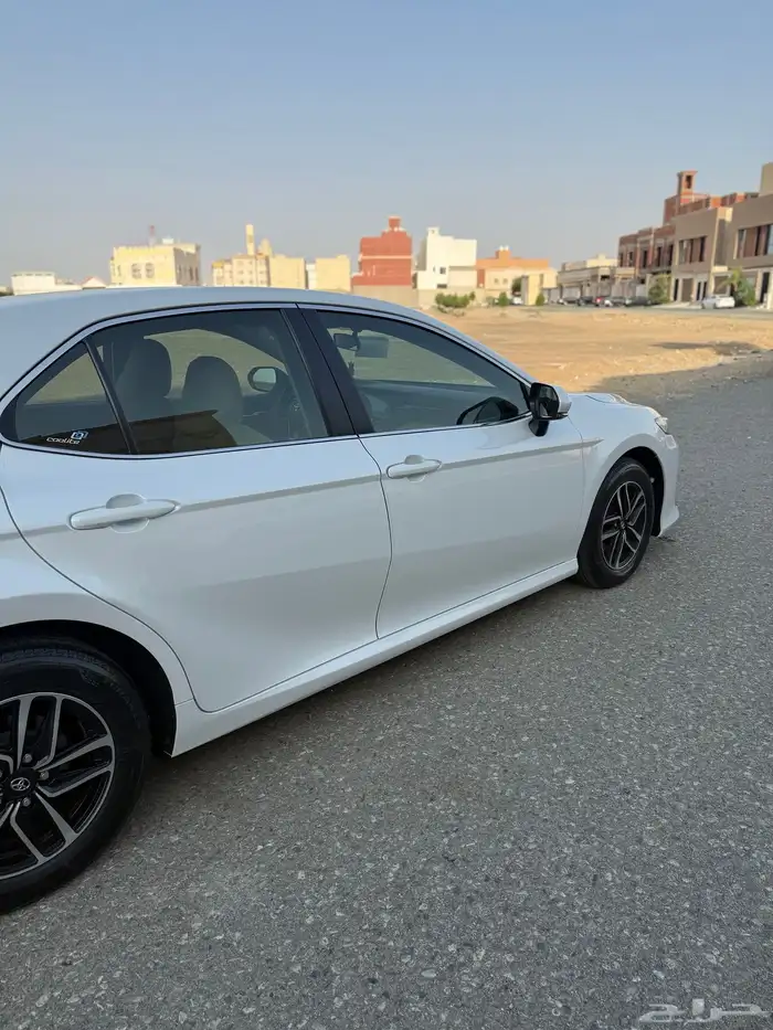كامري موديل 2022 LE 9
