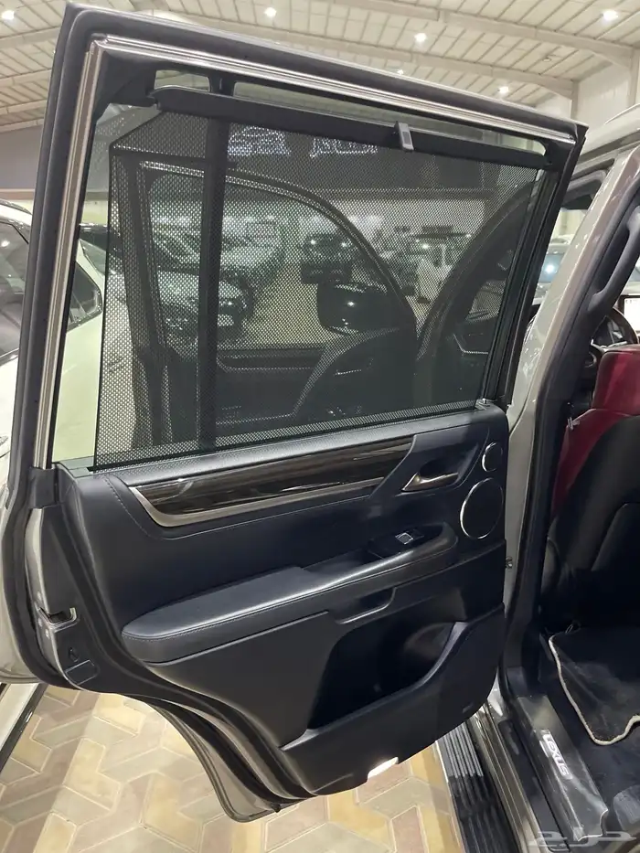 لكزس Lx570s سعودي 18 صيانات وكاله 7