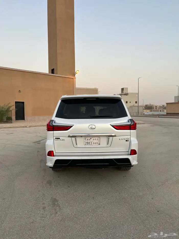 جيب لكزس 2021 سعودي Lx570s DD 3