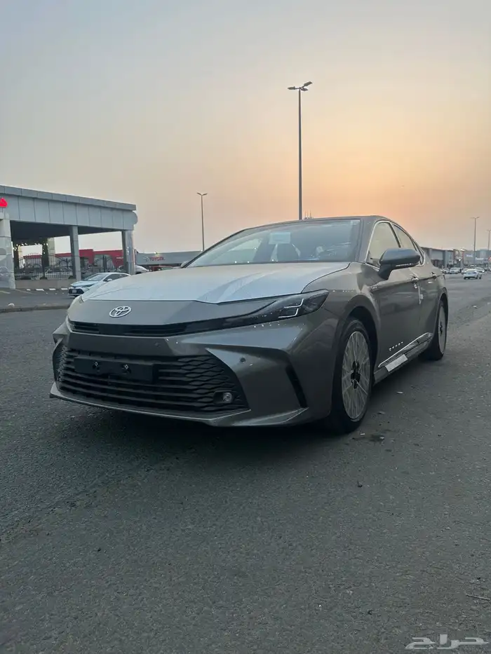 تويوتا كامري LE هايبرد ماكينه 2.5 موديل 2025 2