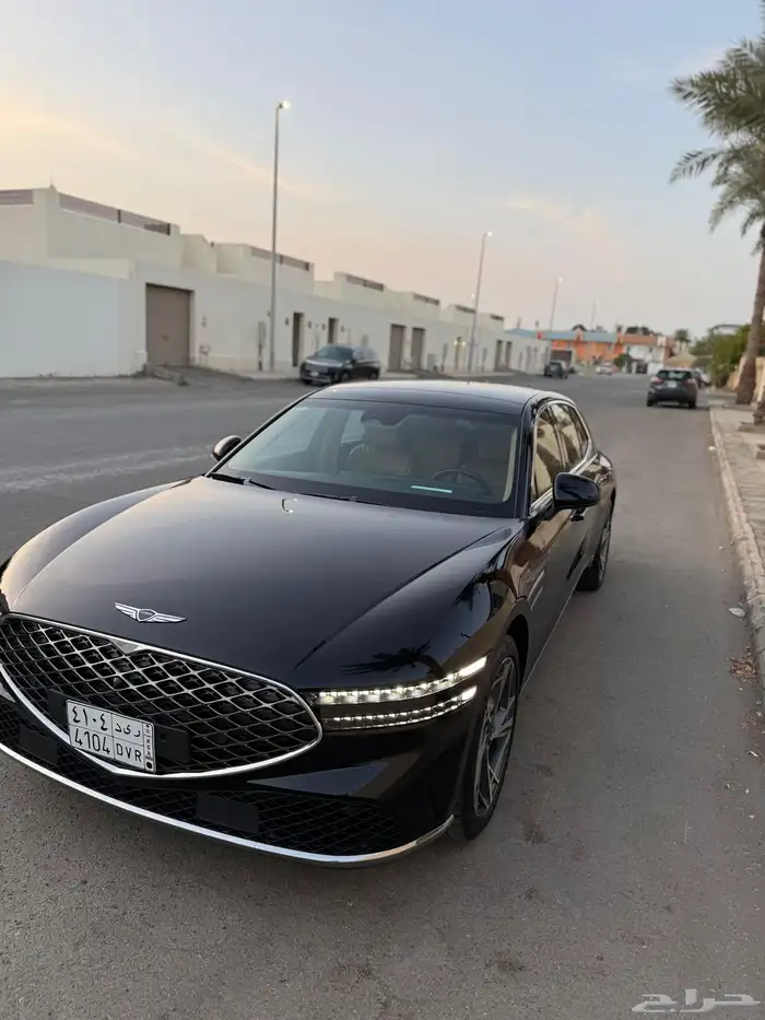 جنسس G90 رويال اعلى فئه 2023 ضمان وصيانه مجانيه 3