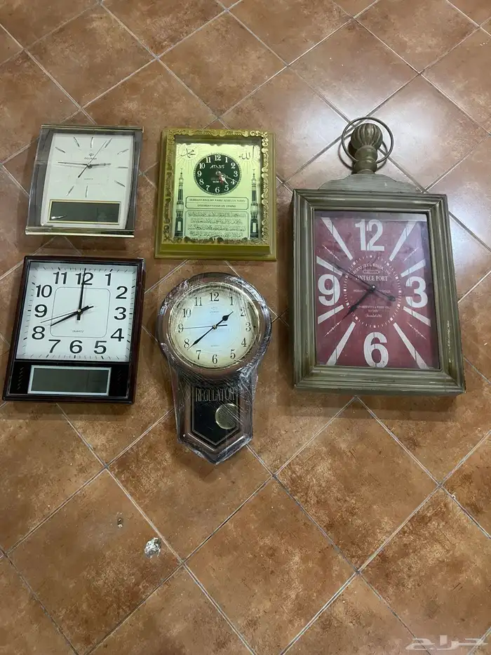 ساعات جداريه منوعه 0
