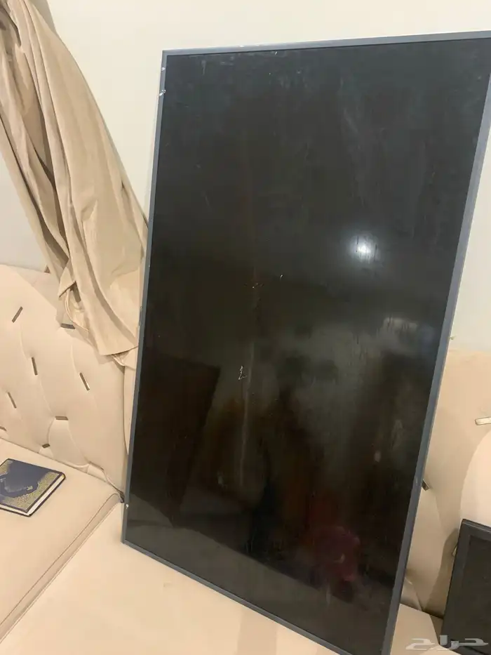 اغراض متنوعه - طاولات - شاشات - حديد - مراتب - إلخ 14