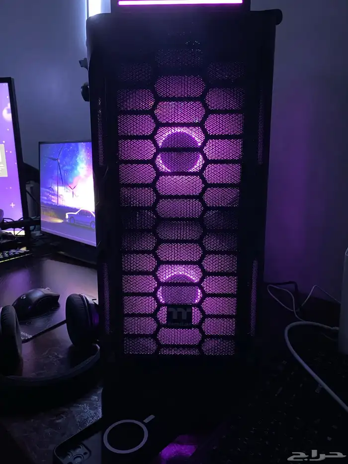 بيسي بي سي pc مع شاشتين وغراضه المكتوبات بل ملحقات 2