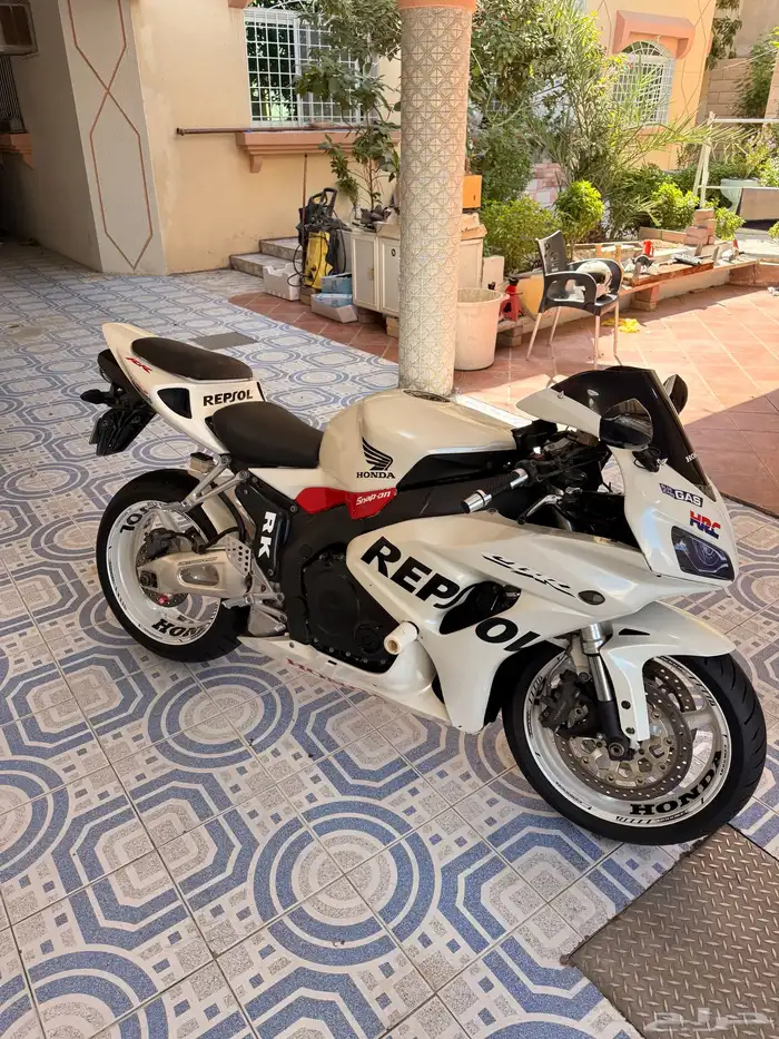 دباب هوندا ريبسول 1000 cc موديل 2007 12
