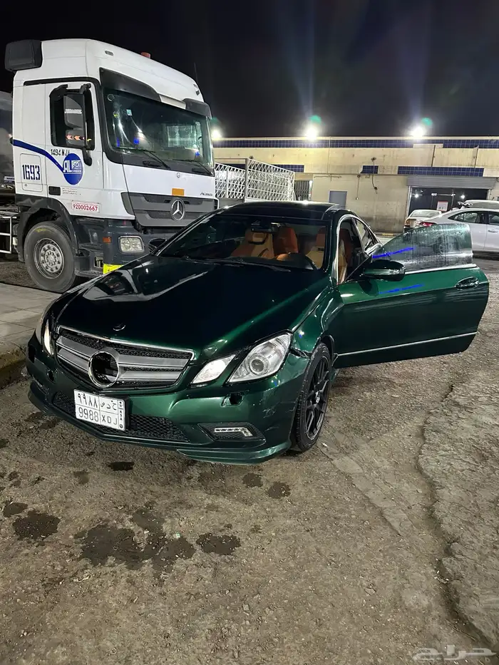 للبيع مرسيدس E550 نظيف مستعجل 3